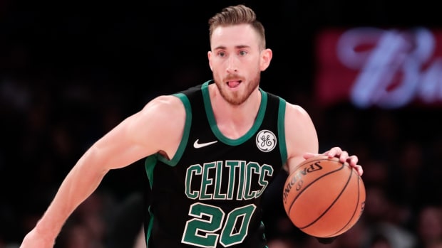 Boston Celtics forward Gordon Hayward drives to the basket during a game in 2019.